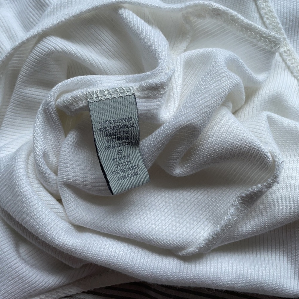 Charlotte Russe White Square Neck Tank Bodysuit - Picture 10 of 13